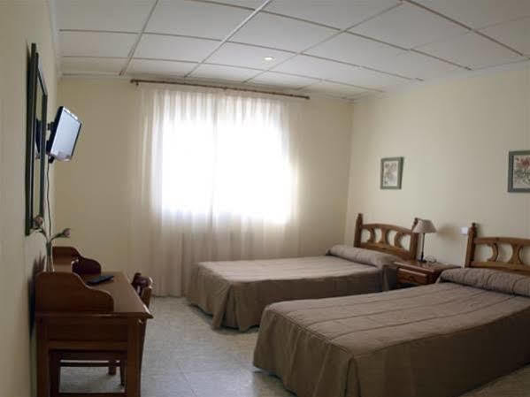 Hostal El Pinar Ávila Exterior photo